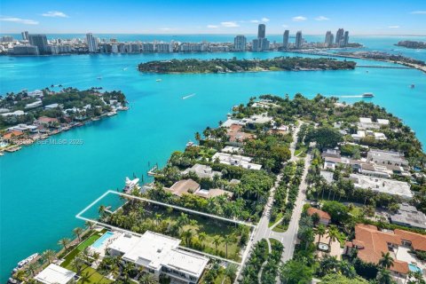 Купить виллу или дом в Майами-Бич, Флорида № 2050363 - фото 18