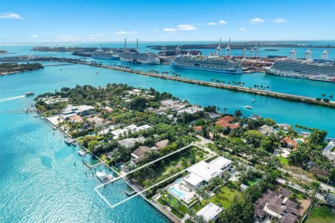 Купить виллу или дом в Майами-Бич, Флорида № 2050363 - фото 17