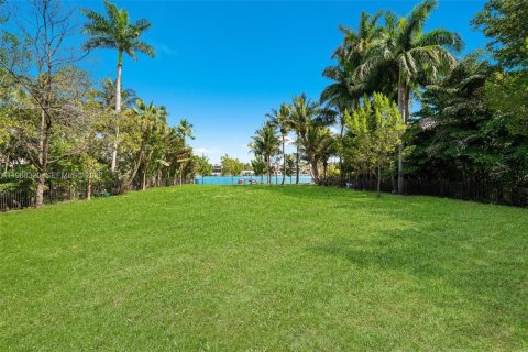 Купить виллу или дом в Майами-Бич, Флорида № 2050363 - фото 10