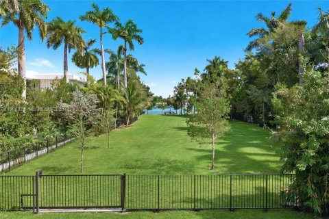 Купить виллу или дом в Майами-Бич, Флорида № 2050363 - фото 14