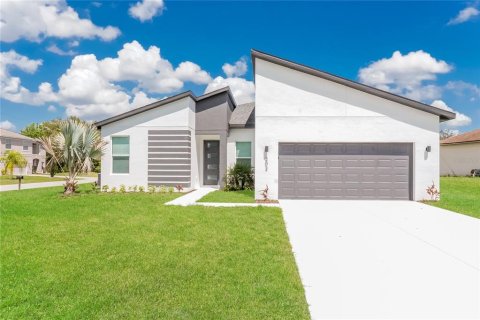 Casa en Kissimmee, Florida 4 dormitorios, 155.15 m2 № 2167057