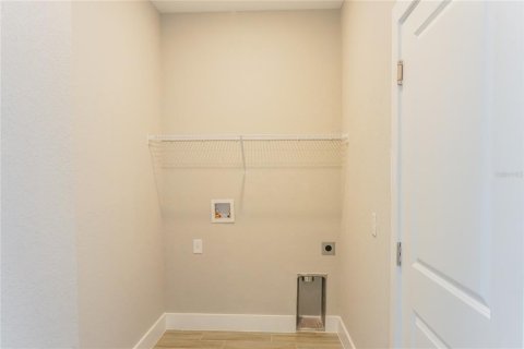 Casa en alquiler en Kissimmee, Florida, 4 dormitorios, 155.15 m2 № 2167057 - foto 9