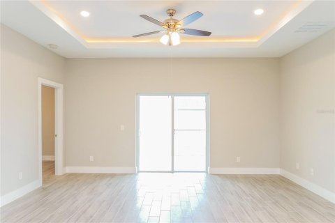 Casa en alquiler en Kissimmee, Florida, 4 dormitorios, 155.15 m2 № 2167057 - foto 4