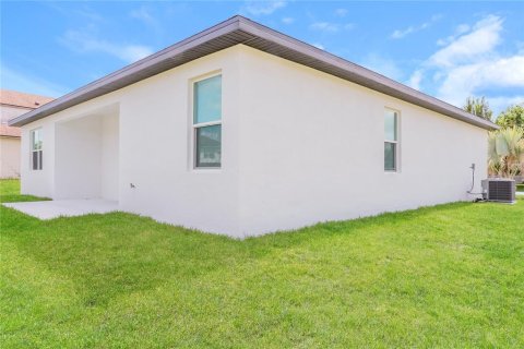 Casa en alquiler en Kissimmee, Florida, 4 dormitorios, 155.15 m2 № 2167057 - foto 14