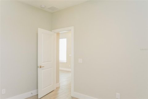 Casa en alquiler en Kissimmee, Florida, 4 dormitorios, 155.15 m2 № 2167057 - foto 8