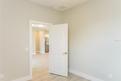 Casa en alquiler en Kissimmee, Florida, 4 dormitorios, 155.15 m2 № 2167057 - foto 7