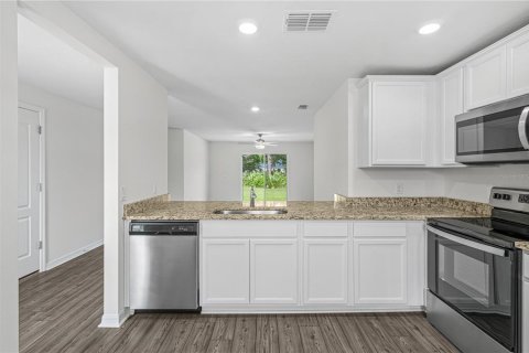 Villa ou maison à vendre à Poinciana, Floride: 3 chambres, 117.99 m2 № 1614808 - photo 3