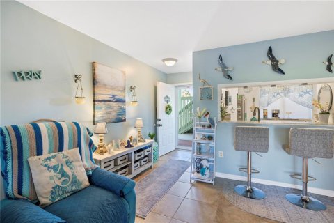 Condo in Sebastian, Florida, 2 bedrooms  № 1793625 - photo 9
