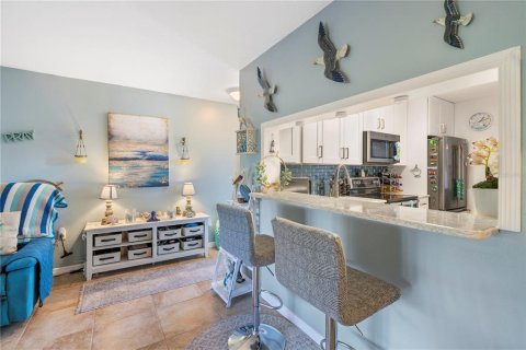 Condo in Sebastian, Florida, 2 bedrooms  № 1793625 - photo 17
