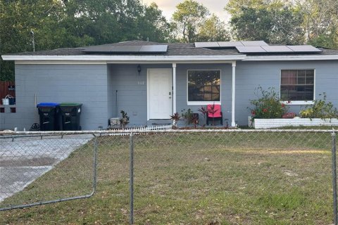 Casa en venta en Orlando, Florida, 3 dormitorios, 135.36 m2 № 1608906 - foto 1