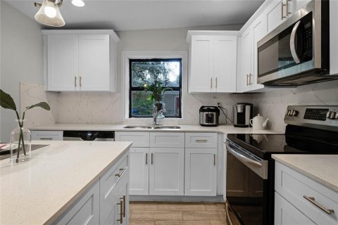 Casa en venta en Leesburg, Florida, 3 dormitorios, 84.54 m2 № 1885962 - foto 7