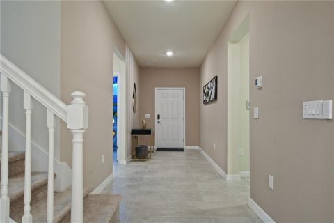 House in Davenport, Florida 10 bedrooms, 408.68 sq.m. № 1743716 - photo 3