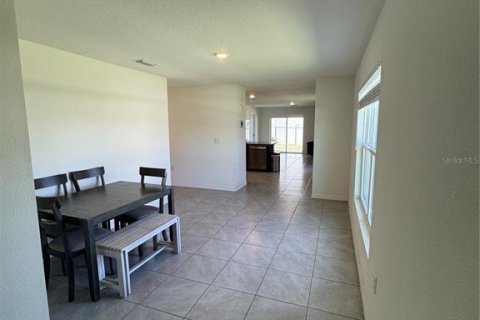House in Palmetto, Florida 3 bedrooms, 142.05 sq.m. № 2205976 - photo 10