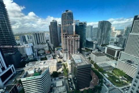 Купить кондоминиум в Майами, Флорида 1 спальня, 71.91м2, № 2049438 - фото 16