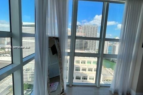 Купить кондоминиум в Майами, Флорида 1 спальня, 71.91м2, № 2049438 - фото 10