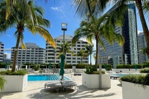 Купить кондоминиум в Майами, Флорида 1 спальня, 71.91м2, № 2049438 - фото 21