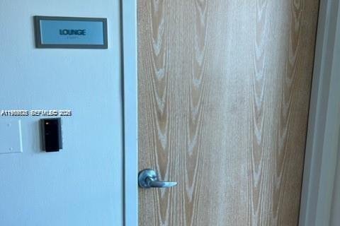 Купить кондоминиум в Майами, Флорида 1 спальня, 71.91м2, № 2049438 - фото 24