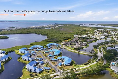 Condo in Bradenton, Florida, 2 bedrooms № 2202488 - photo 3