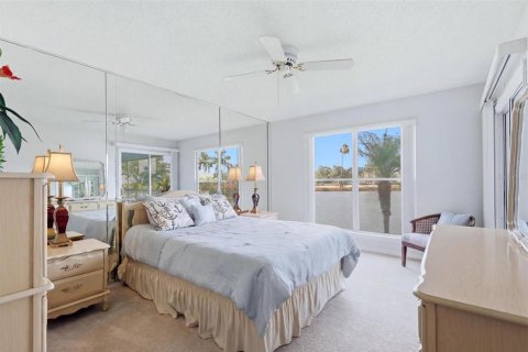Condo in Bradenton, Florida, 2 bedrooms № 2202488 - photo 20