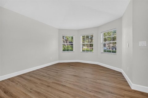 House in Tampa, Florida 3 bedrooms, 170.1 sq.m. № 2394257 - photo 28