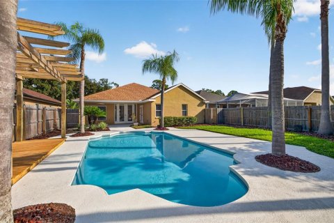 House in Tampa, Florida 3 bedrooms, 170.1 sq.m. № 2394257 - photo 23