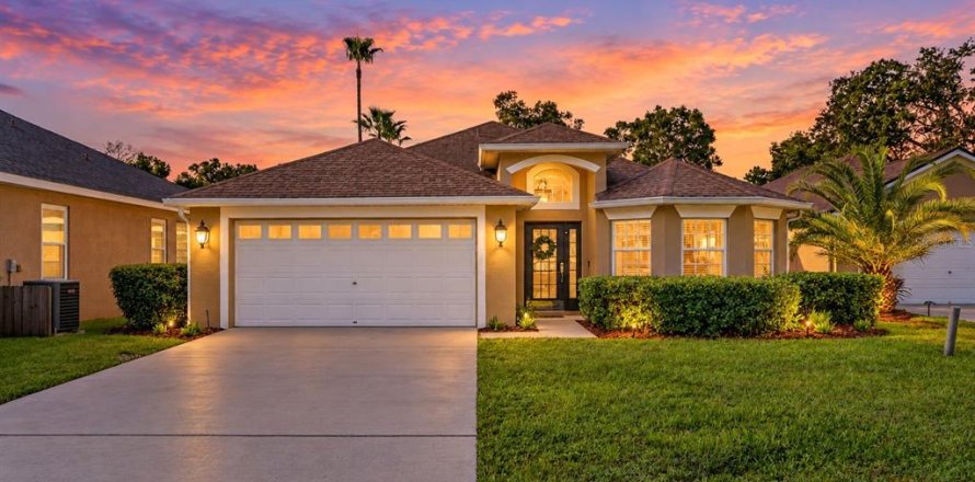 House in Tampa, Florida 3 bedrooms, 170.1 sq.m. № 2394257