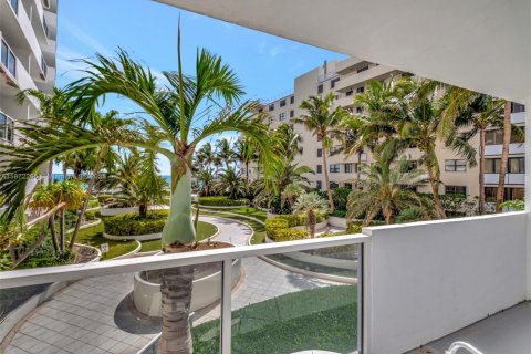 Copropriété à vendre à Miami Beach, Floride: 48.31 m2 № 1895939 - photo 1