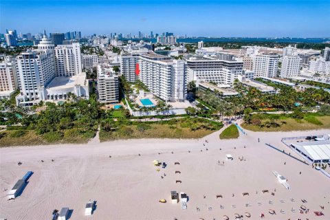 Copropriété à vendre à Miami Beach, Floride: 48.31 m2 № 1895939 - photo 21