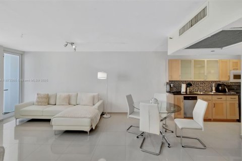 Copropriété à vendre à Miami Beach, Floride: 48.31 m2 № 1895939 - photo 12