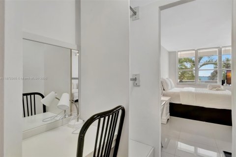 Copropriété à vendre à Miami Beach, Floride: 48.31 m2 № 1895939 - photo 19