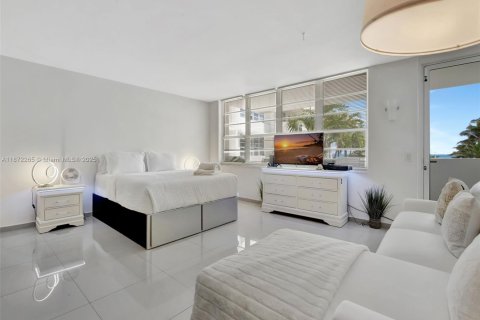 Copropriété à vendre à Miami Beach, Floride: 48.31 m2 № 1895939 - photo 6
