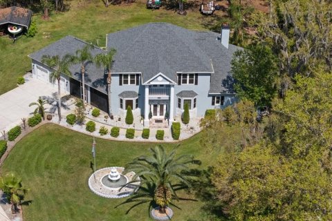 House in Wesley Chapel, Florida 4 bedrooms, 401.15 sq.m. № 1574971 - photo 11