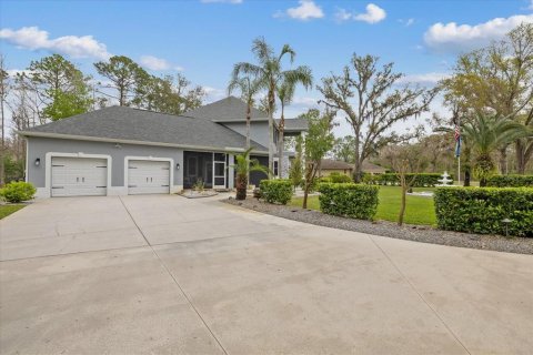 House in Wesley Chapel, Florida 4 bedrooms, 401.15 sq.m. № 1574971 - photo 28