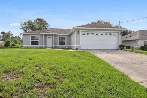 Villa ou maison à vendre à Deltona, Floride: 3 chambres, 112.41 m2 № 1829066 - photo 1