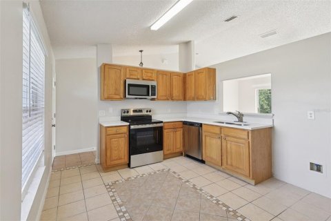 Villa ou maison à vendre à Deltona, Floride: 3 chambres, 112.41 m2 № 1829066 - photo 6