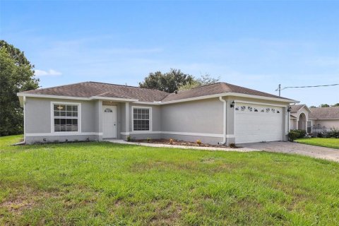Villa ou maison à vendre à Deltona, Floride: 3 chambres, 112.41 m2 № 1829066 - photo 2