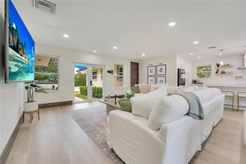 Casa en alquiler en Palm Beach Gardens, Florida, 3 dormitorios, 212.28 m2 № 2010189 - foto 5