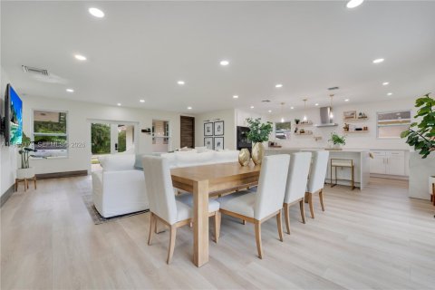 Casa en alquiler en Palm Beach Gardens, Florida, 3 dormitorios, 212.28 m2 № 2010189 - foto 6