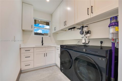 Casa en alquiler en Palm Beach Gardens, Florida, 3 dormitorios, 212.28 m2 № 2010189 - foto 21