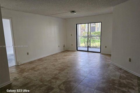 Condominio en venta en Miami, Florida, 2 dormitorios, 84.26 m2 № 1926719 - foto 12