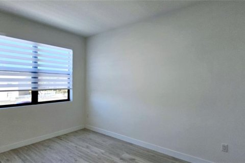 Touwnhouse à louer à Tampa, Floride: 3 chambres, 148.27 m2 № 2427389 - photo 25