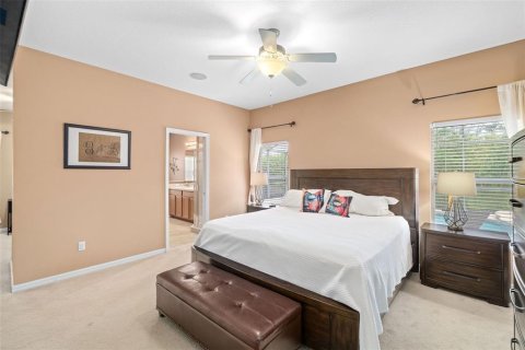 House in Windermere, Florida 4 bedrooms, 232.35 sq.m. № 1918849 - photo 17