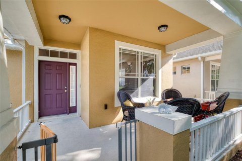 House in Windermere, Florida 4 bedrooms, 232.35 sq.m. № 1918849 - photo 2