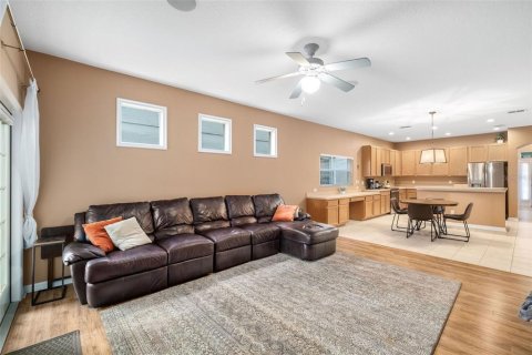 House in Windermere, Florida 4 bedrooms, 232.35 sq.m. № 1918849 - photo 14