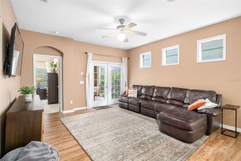 House in Windermere, Florida 4 bedrooms, 232.35 sq.m. № 1918849 - photo 13