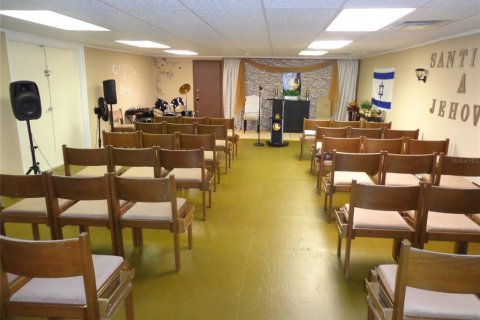 Propiedad comercial en venta en Tampa, Florida, 117.06 m2 № 214493 - foto 12
