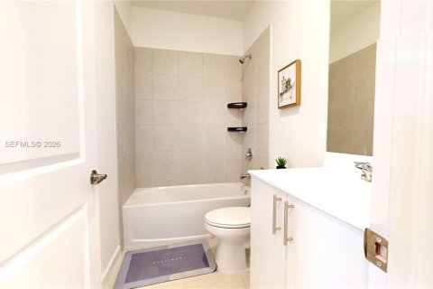 Touwnhouse à louer à Homestead, Floride: 3 chambres № 1999241 - photo 22