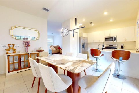 Touwnhouse à louer à Homestead, Floride: 3 chambres № 1999241 - photo 9