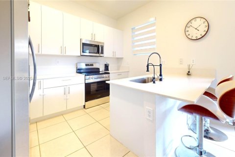 Touwnhouse à louer à Homestead, Floride: 3 chambres № 1999241 - photo 14