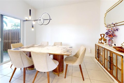 Touwnhouse à louer à Homestead, Floride: 3 chambres № 1999241 - photo 10